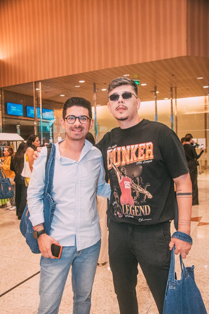 Romario Ribeiro E Jailson Victor