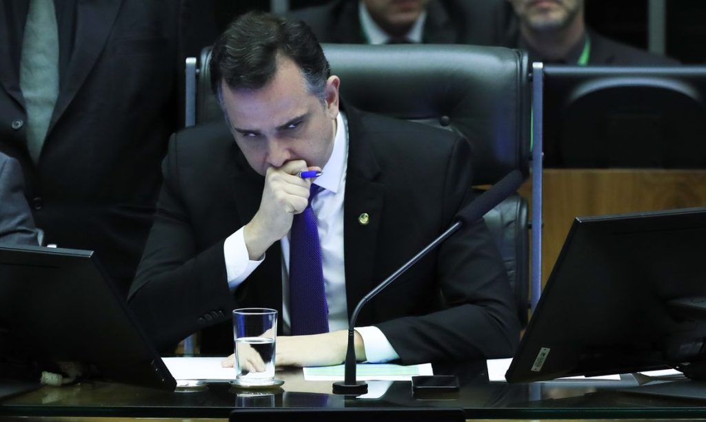 Senador Rodrigo Pacheco 10 0