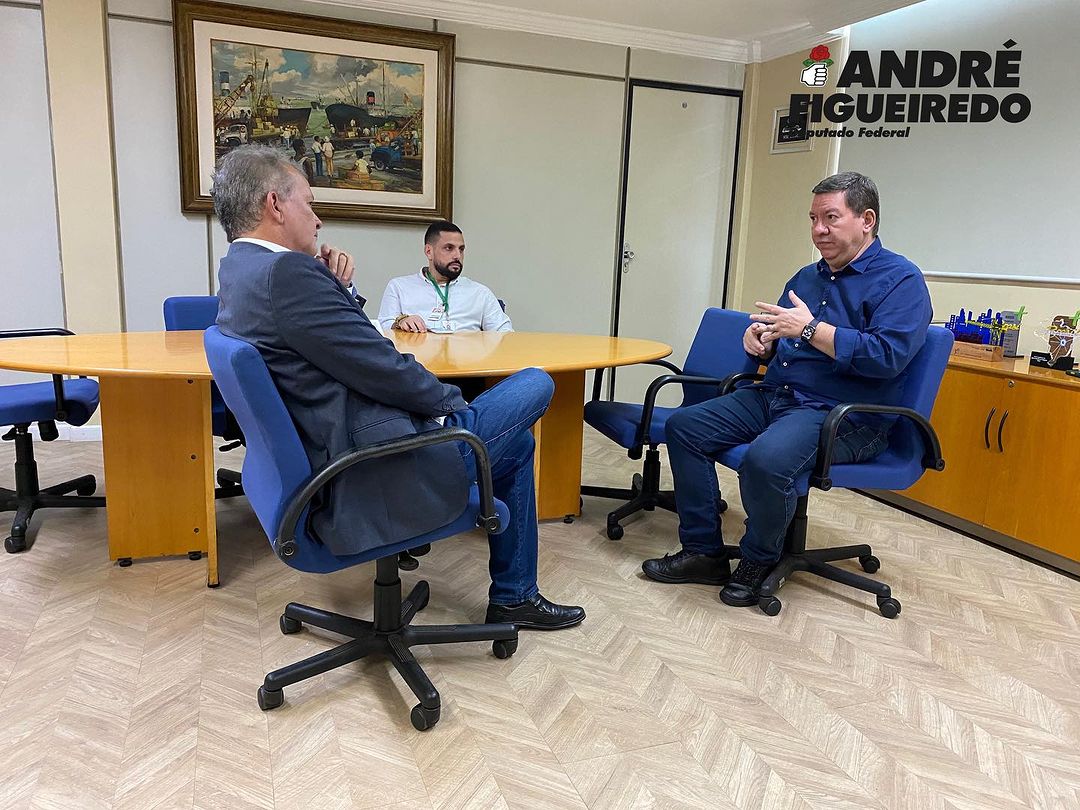 André Figueiredo participa de reunião com Lúcio Gomes, presidente da Companhia Docas do Ceará