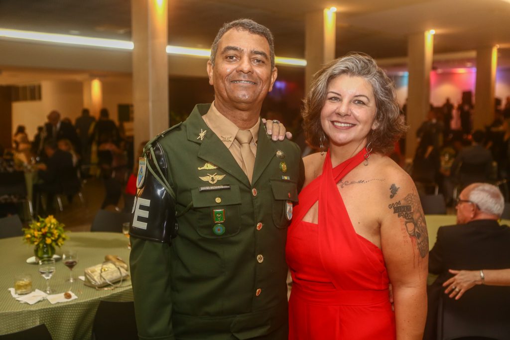 St Medeiros E Renata Sa (2)