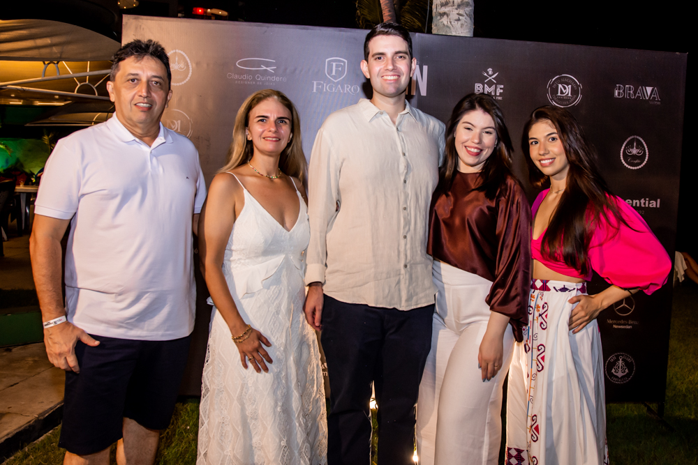 Vando, Morgana, Iury, Nicolle E Lorena Procópio (1)