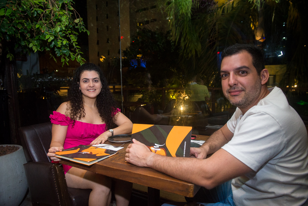 Viviane Rodrigues E Arthur Bezerra (1)