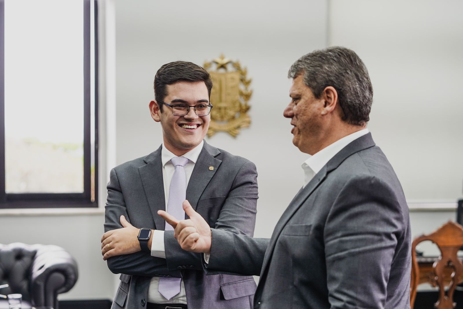 Carmelo Neto cumpre agenda ao lado de Tarcísio de Freitas e debate projetos importantes para o Ceará