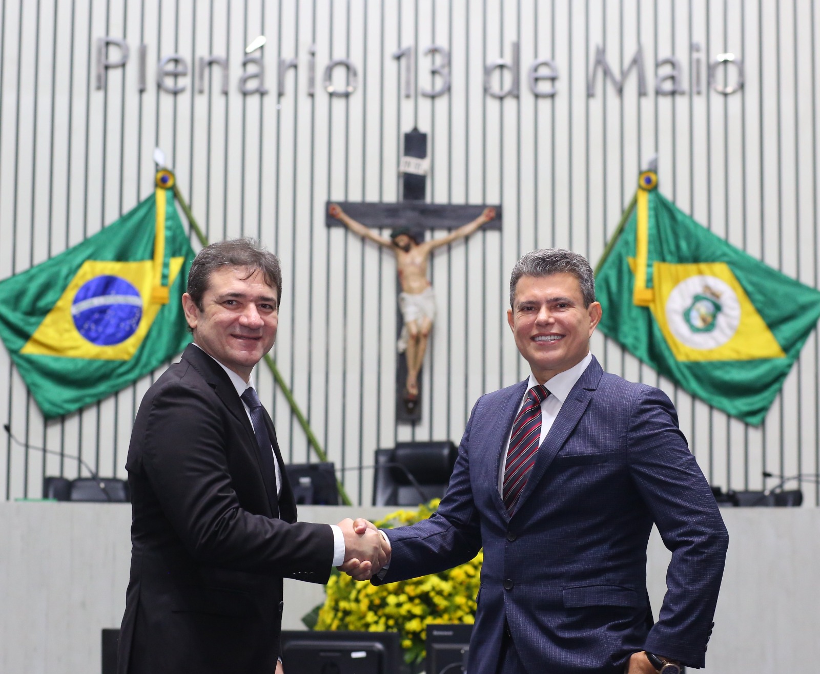 Abelardo Targino e David Lucena recebem homenagem na Alece pelos 20 anos do Centro Avançado de Oftalmologia