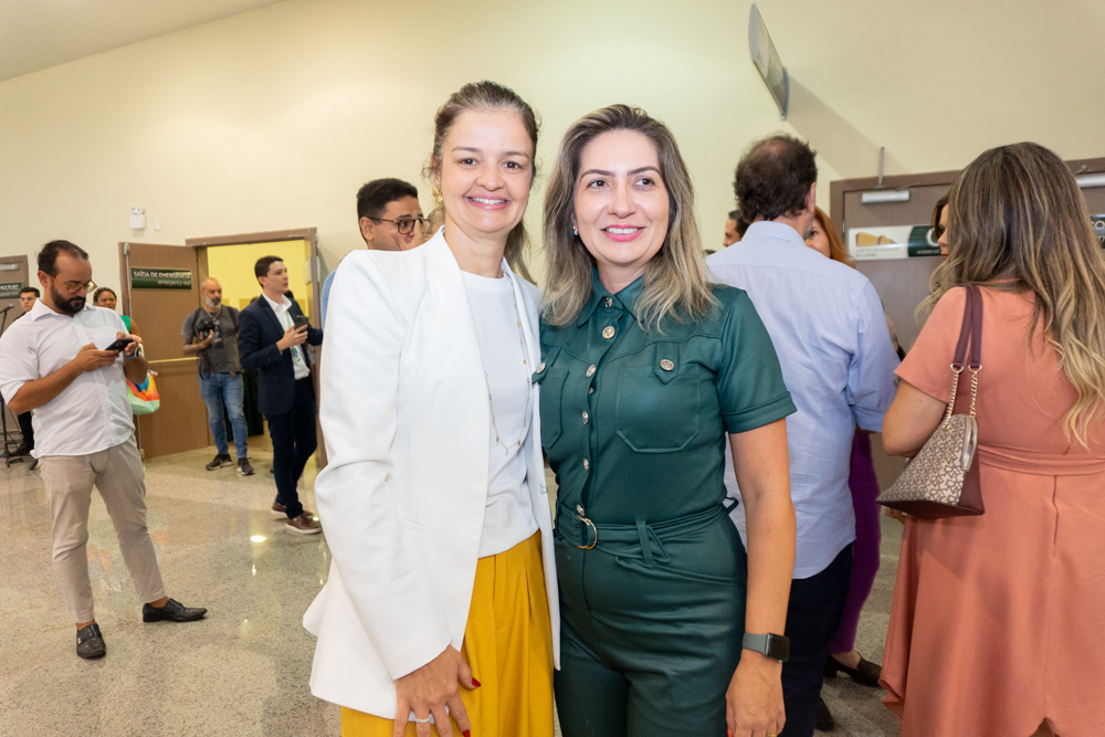 Yrwana Albuquerque E Luana Pinto Bandeira (2)