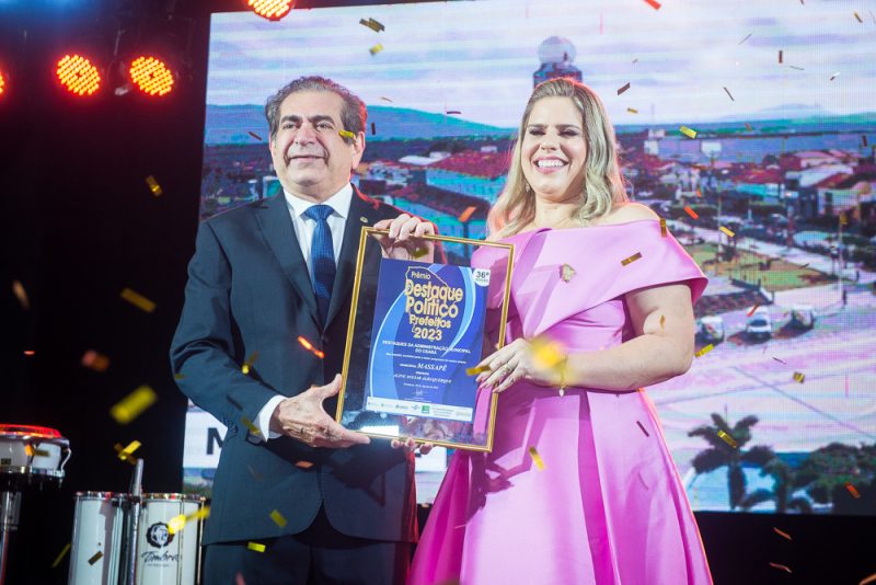 Reconhecimento - José Sarto Nogueira é agraciado com o Prêmio Destaque Político Prefeitos 2023