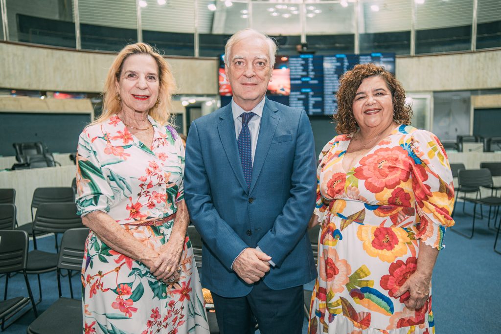 Anya Ribeiro, Rui Almeida E Clivania Teixeira