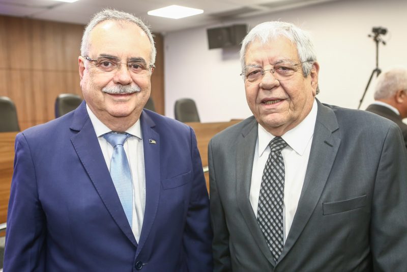 MEDALHA ADVOGADO PADRÃO - Max Câmara e Assis Cavalcante são dois dos homenageados pela OAB-CE