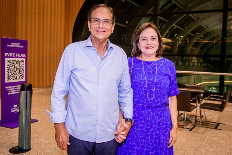 Show Inédito - ”Causos, Cantos e Poesias”celebra aniversário de Waldonys no RioMar