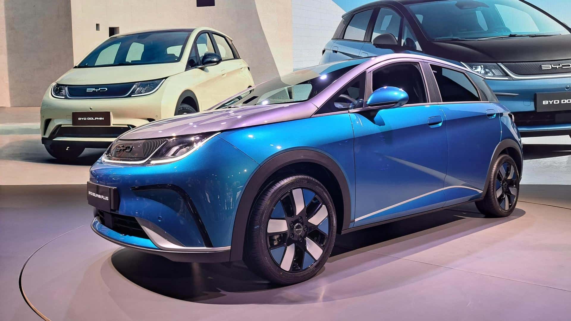 Mais arisco, Dolphin Plus é nova versão do elétrico com 204 cv. A gente te diz o preço!