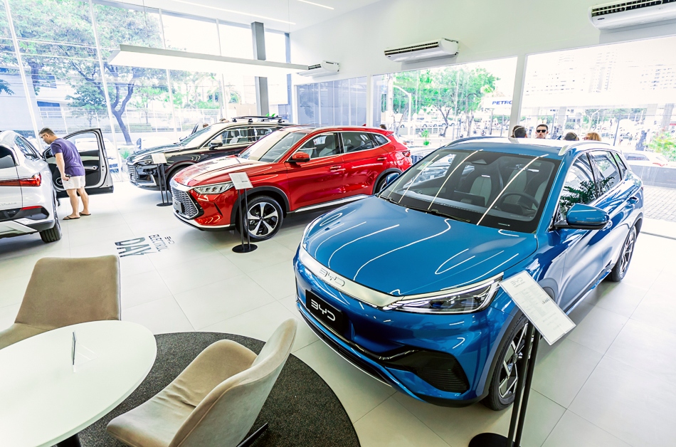 BYD bate recorde ao vender 603 carros elétricos/híbridos em apenas um dia