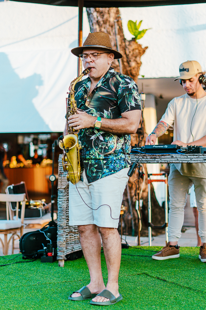 Chris Live Sax Ft. Dj Lorenzo (2)