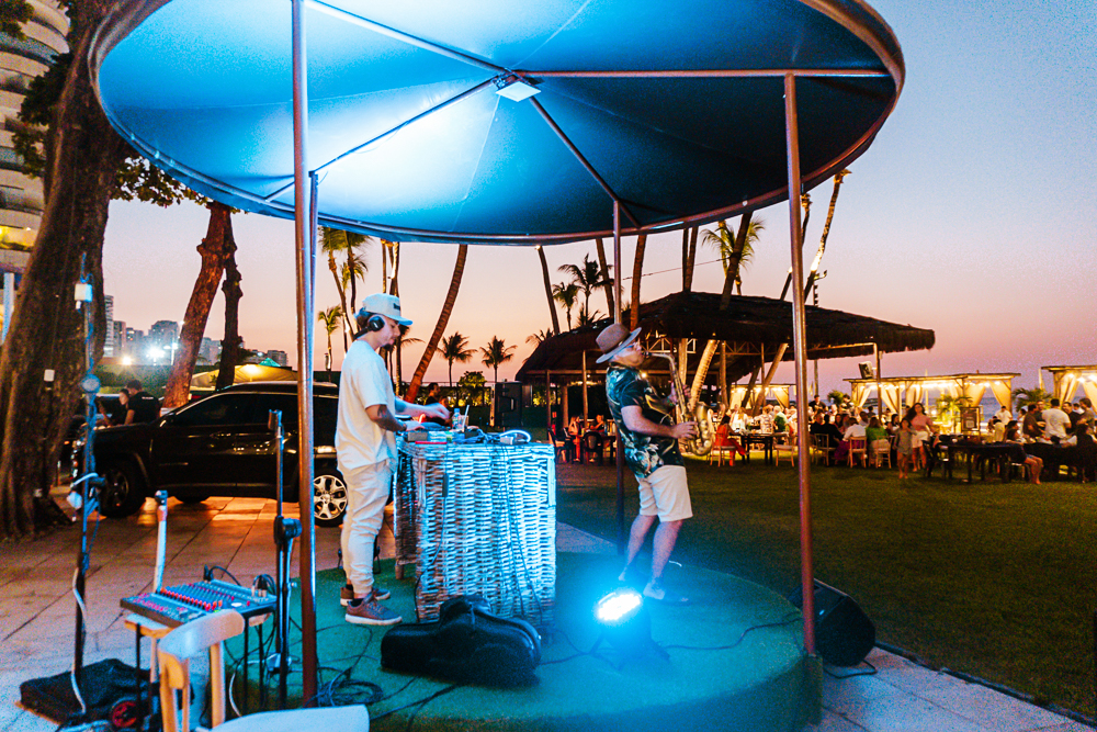 Chris Live Sax Ft. Dj Lorenzo (5)