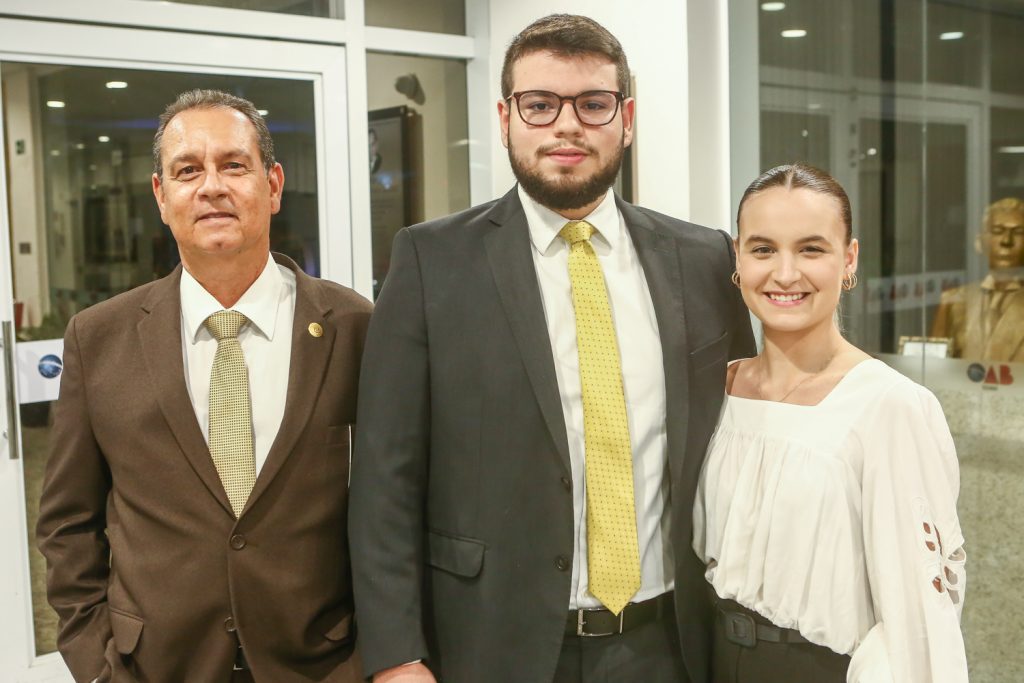 Ciro Barbosa, Enzo Cimonete E Yanna Moura