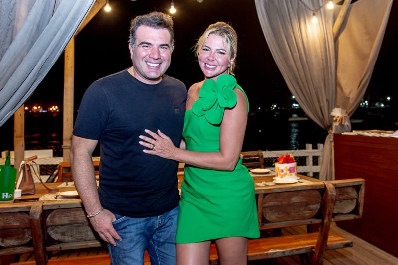 Puro Charme - Iate fervilha de festas e eventos diferenciados