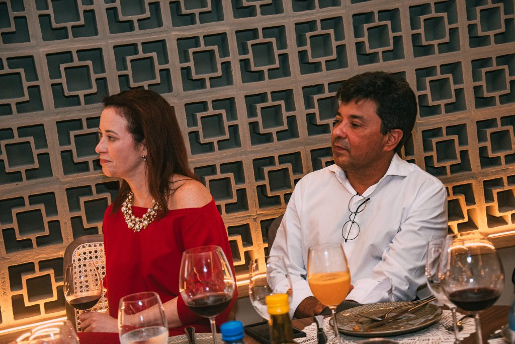 Debora Sombra E Henrique Javi