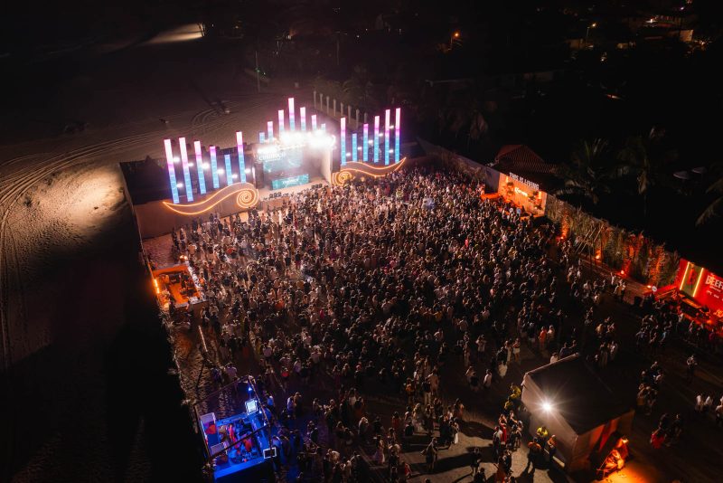 Fervo na beach - Cumbuco Weekend: festival agita o litoral cearense