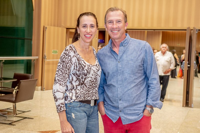 Show Inédito - ”Causos, Cantos e Poesias”celebra aniversário de Waldonys no RioMar