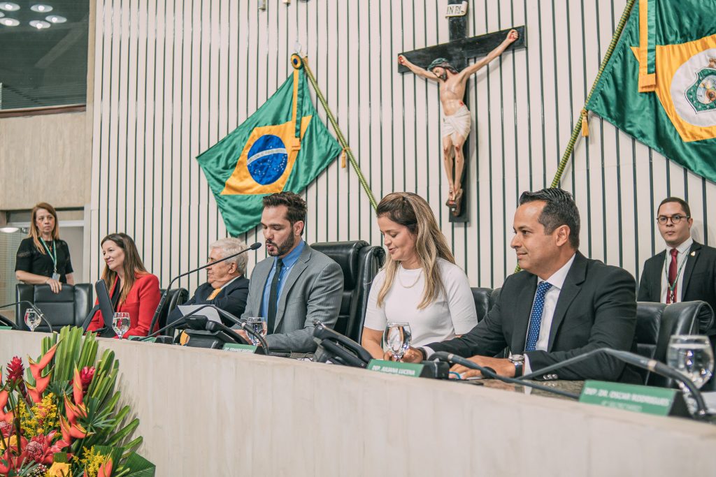 Entrega Do Titulo De Cidadão Cearense Para Dr Jorge Rebelo (1)