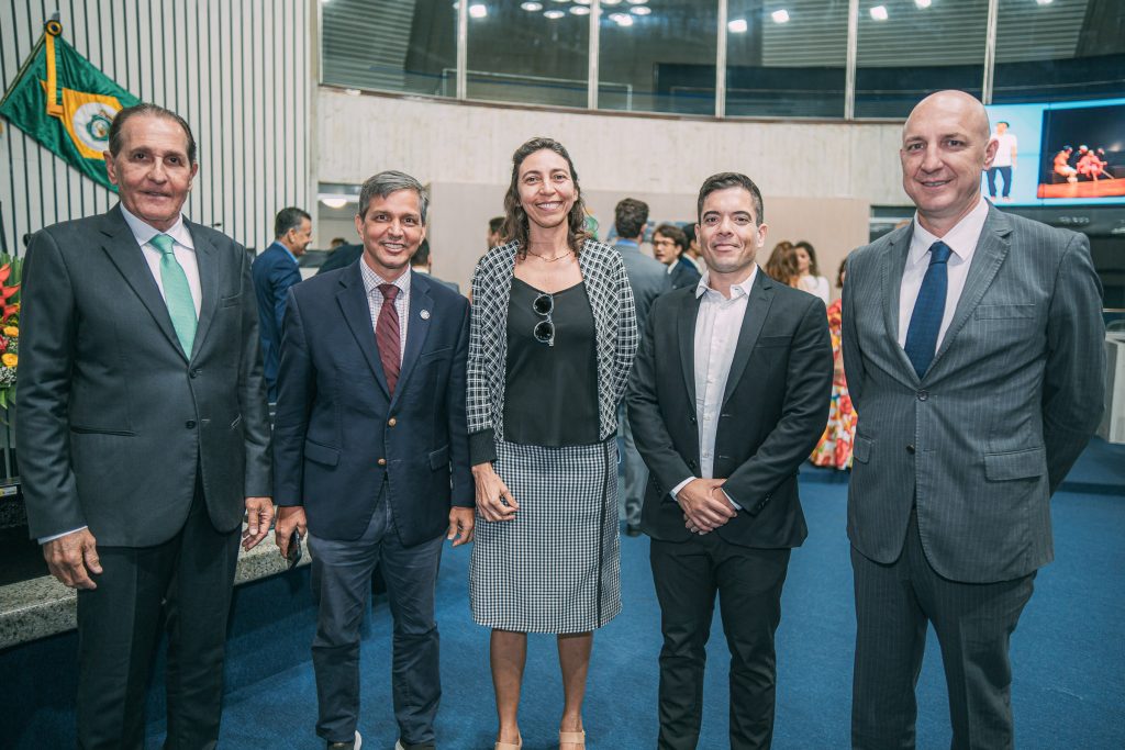 Entrega Do Titulo De Cidadão Cearense Para Dr Jorge Rebelo (4)