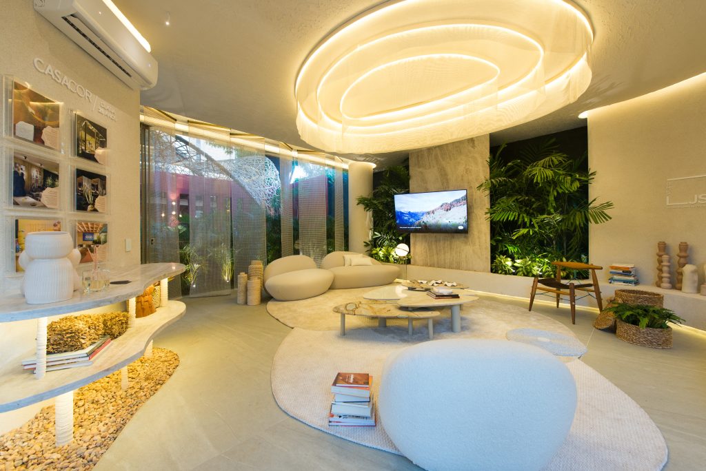 Esdras Guimarães 1392 Jessica Guimarães E Sara Carioca