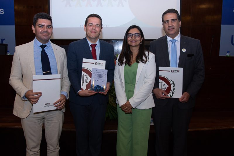 PROMOTOR DE JUSTIÇA - Hugo Frota Magalhães Porto lança livro sobre acessibilidade e tecnologias na Unifor