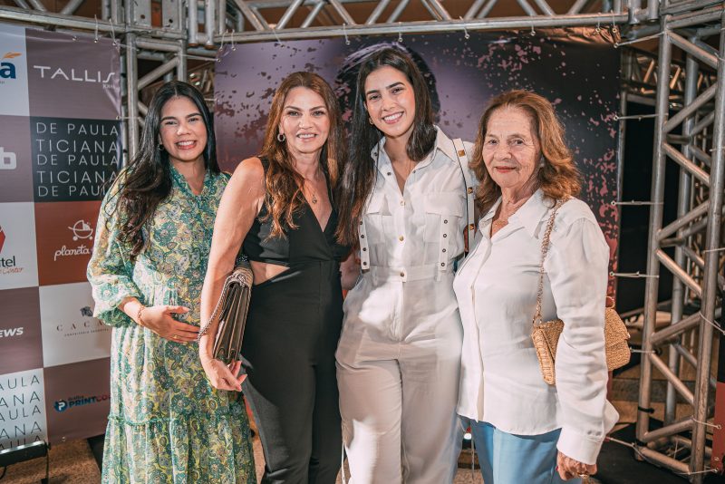 Senhor do Tempo - Puro brilho: Ticiana de Paula celebra 10 anos de carreira em noite marcada por muita emoção