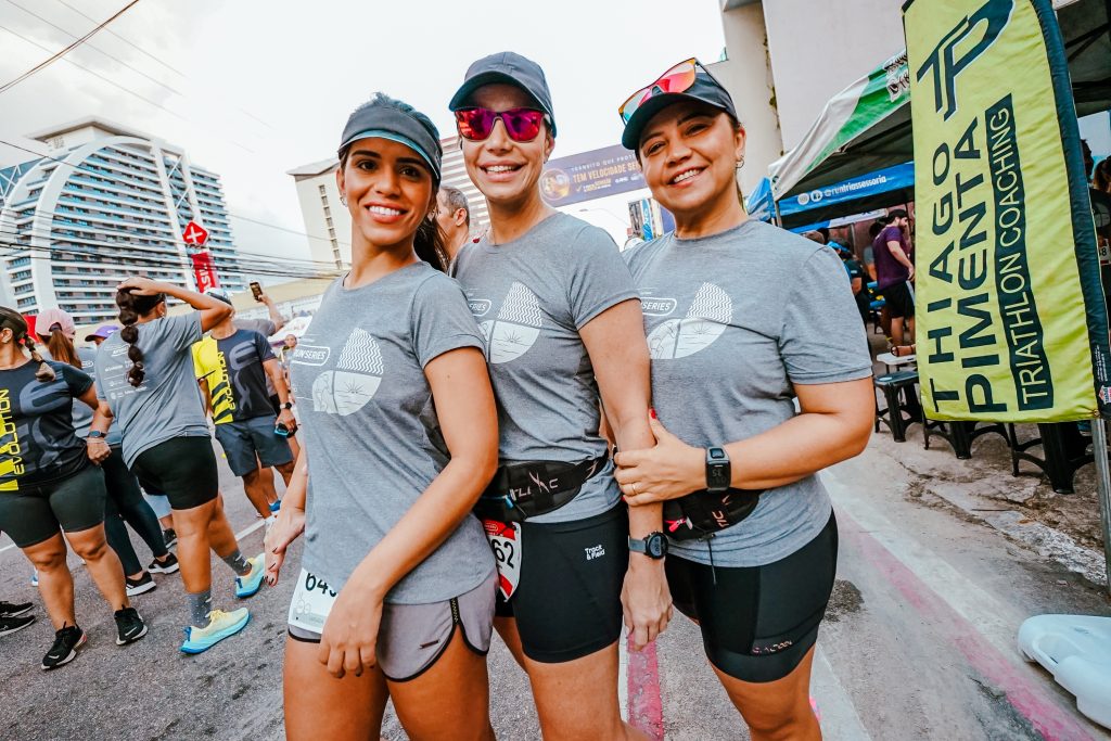 Gisa Oliveira, Renata Capistrano E Claudia Porcidonio