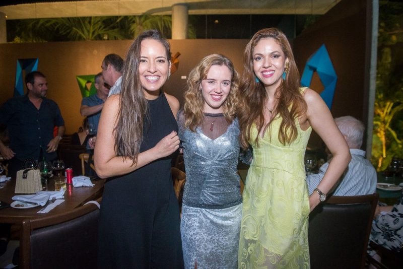 Duplo Brinde - Jazz Night no Pipo marca o aniversário de casamento de Isabella Ney e Pedro Gurjão