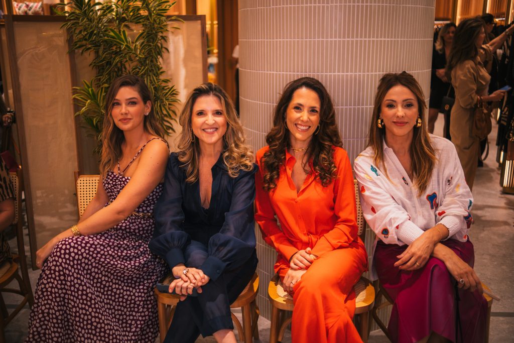 Insigne Lelis Marcellatranchesi Janainamachado Rahyjaafrange Camilarusso