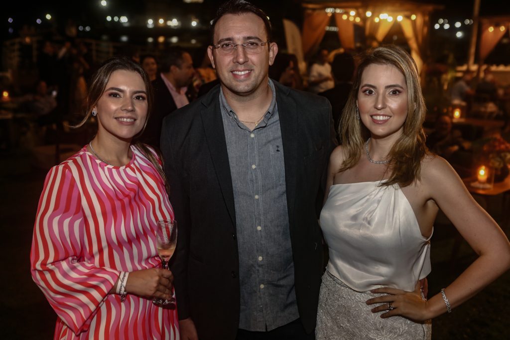 Juliana Queiroz, Ademar Alencar E Jessica Luna