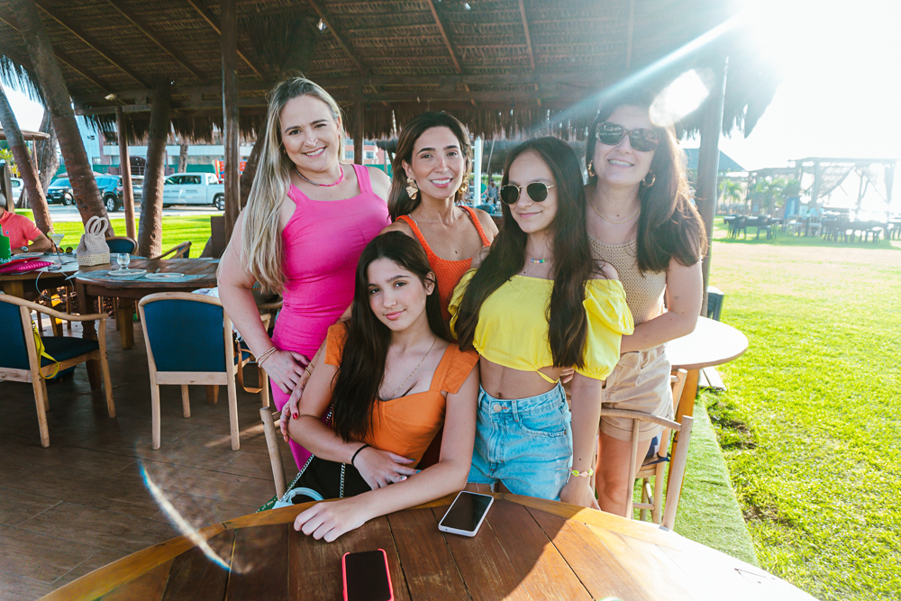 Kariny Machado, Renata Marinho, Maria Clara Machado, Rafaela Castelo E Isabela Marinho