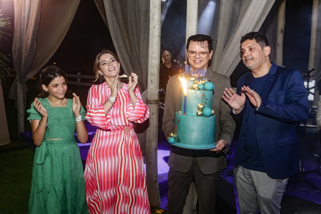 Lançamento Do Livro E Aniversario Bruno Queiroz (41)