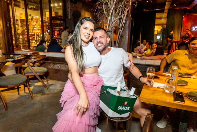 MUSICALIDADE - Nayra Costa e Di Ferreira comandam Super Quinta do Moleskine