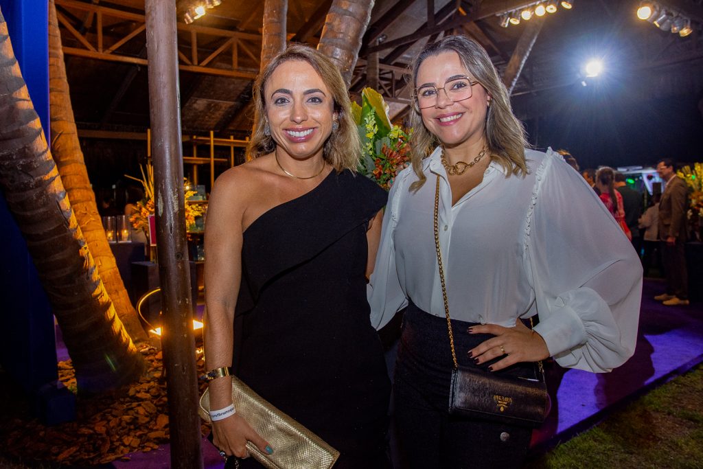 Mabel Portela E Vitória Costa (1)