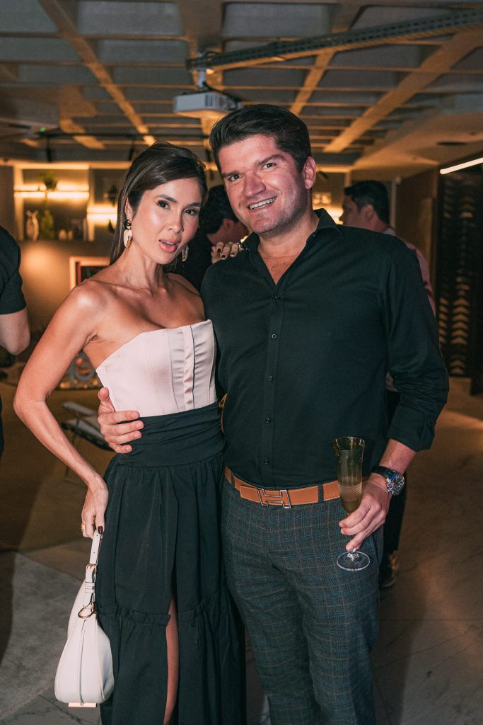 
				Manoela de Castro e David do Carmo 
				