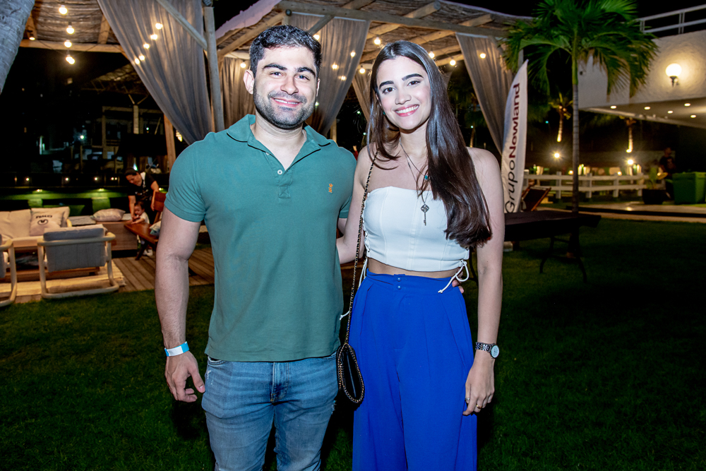 Marlio Castro E Camila Leão