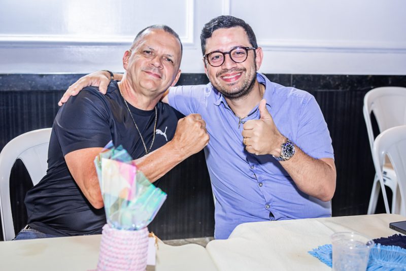 B-day - Secretário Mauro Albuquerque celebra troca de idade com brilho e homenagens no Iate Clube de Fortaleza
