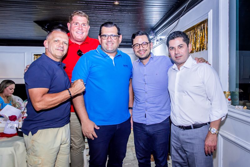 B-day - Secretário Mauro Albuquerque celebra troca de idade com brilho e homenagens no Iate Clube de Fortaleza