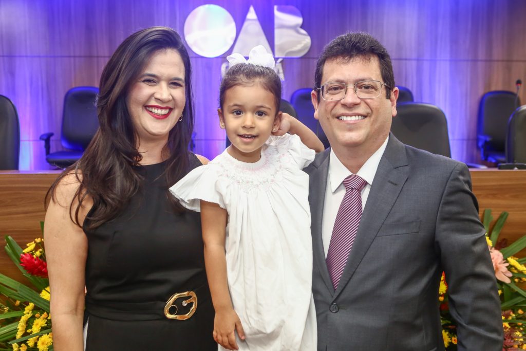 Mogana Pontes, Leticia Pontes E Giovane Silva