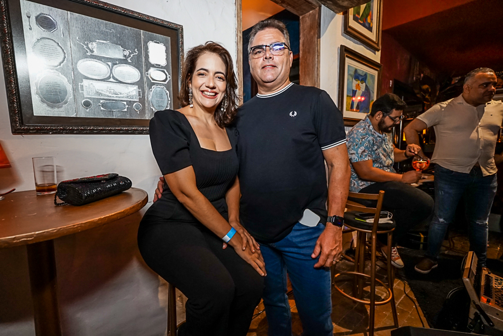 Natalia E Vicente Romcy