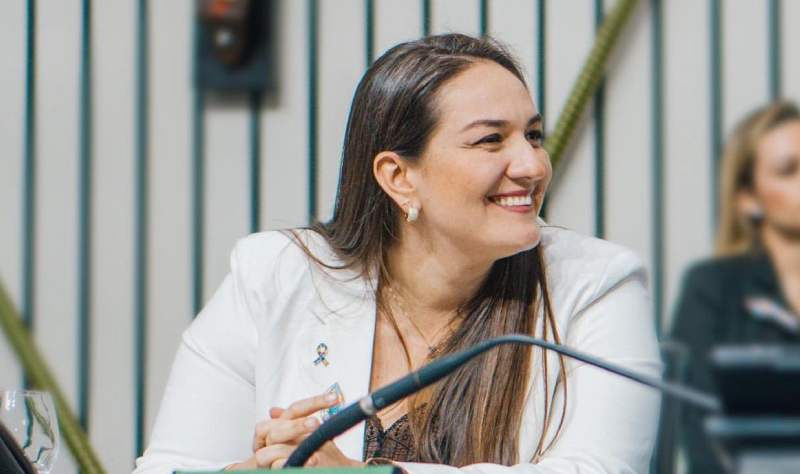 Luana Ribeiro é destaque em aprovação de projetos de lei na Assembleia