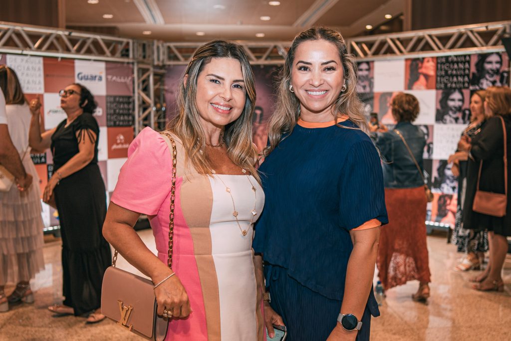 Patricia Teixeira E Michele Bezerra