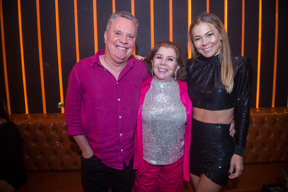 Paulo Henrique, Tania Freire E Gabrielle Freire (1)