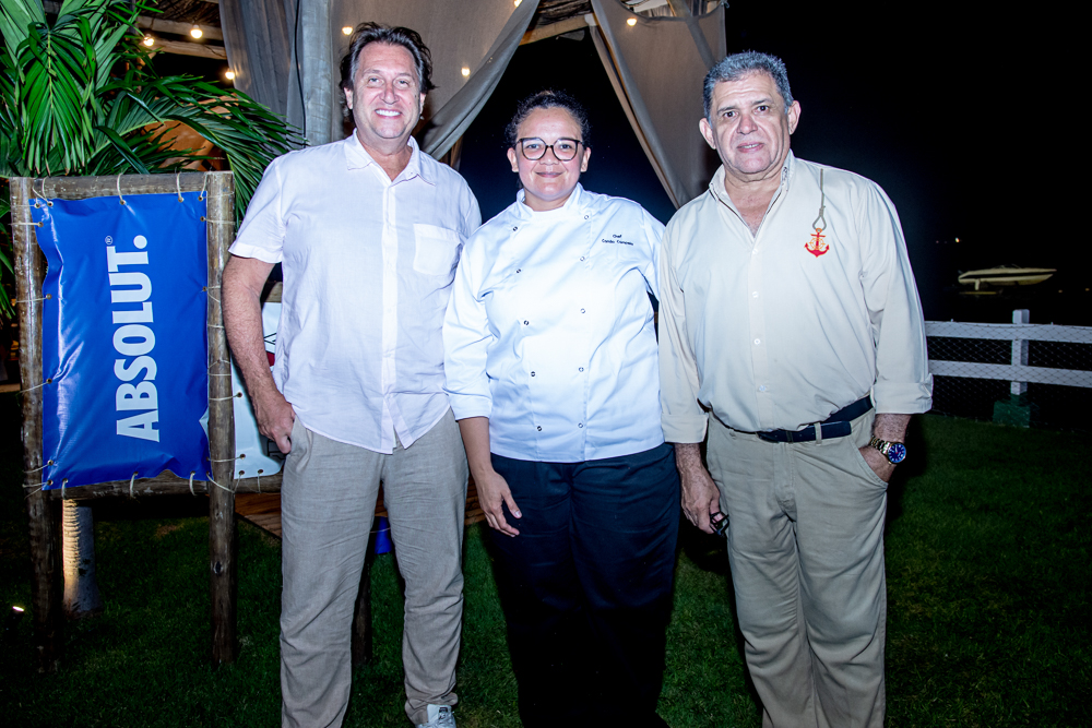 Philip Brookes, Camila Câmpelo E Washington Muniz