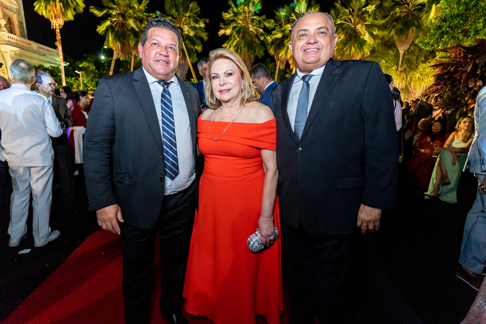 Raimundo Nonato Silva Santos, Iracema Vale E Teodoro Silva Santos (2)