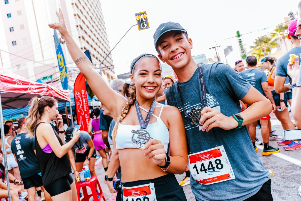 Raisa Mendes E Rian Mendes