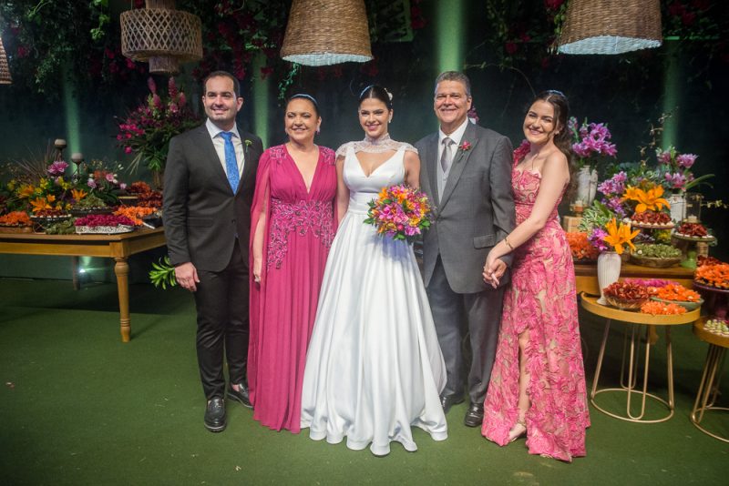 Marriage - Carolina Cialdini e Matheus Gazzineo trocam alianças no altar do Santuário do Líbano