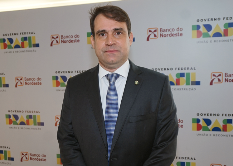 Salmito Filho destaca investimentos de R$ 9,9 bilhões atraídos para o Ceará