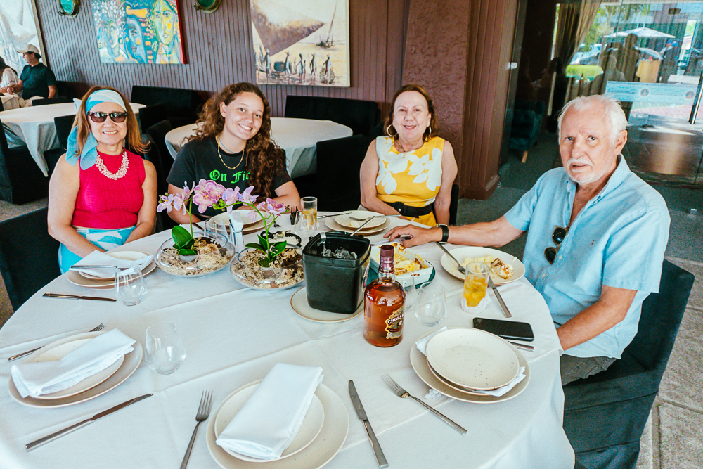 Selma Moraes, Beatriz Costa, Lucinha E Samuel Alves